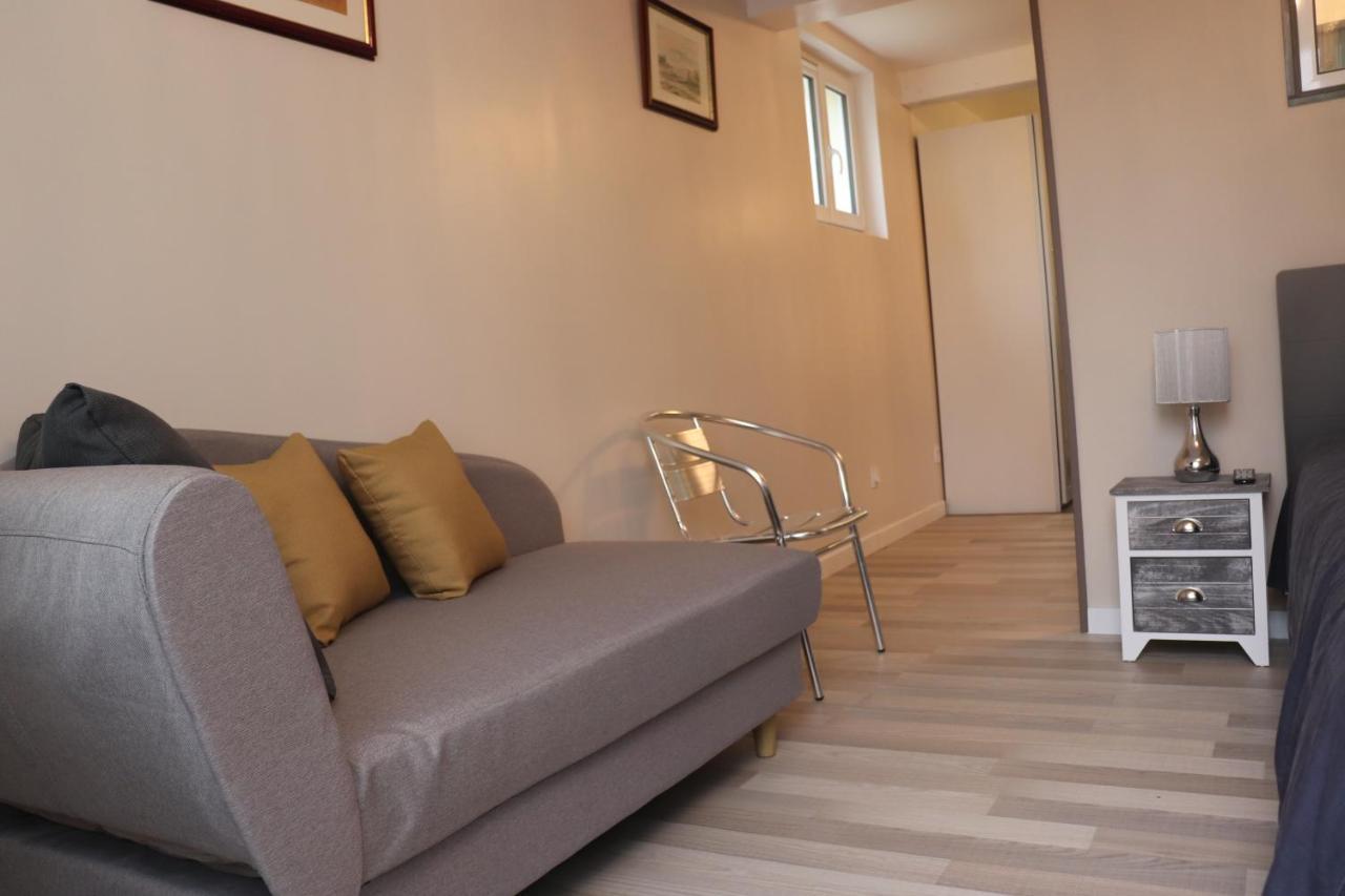 Villa Des Sables Avec 1 Studio Pour 2 Personnes Pouvant Etre Complete Par Une Chambre Avec Sa Salle De Bain Et Wc Si 4 Personnes Cabourg Luaran gambar