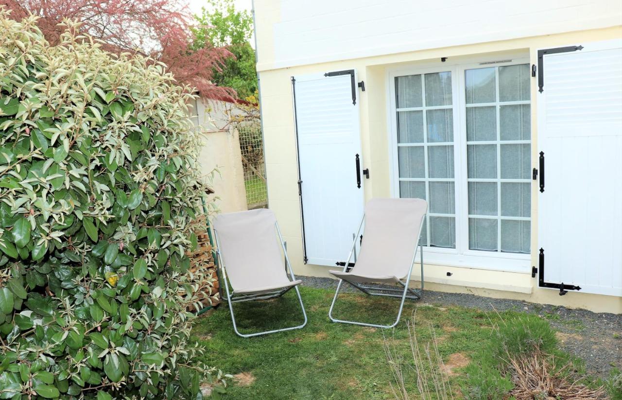 Villa Des Sables Avec 1 Studio Pour 2 Personnes Pouvant Etre Complete Par Une Chambre Avec Sa Salle De Bain Et Wc Si 4 Personnes Cabourg Luaran gambar
